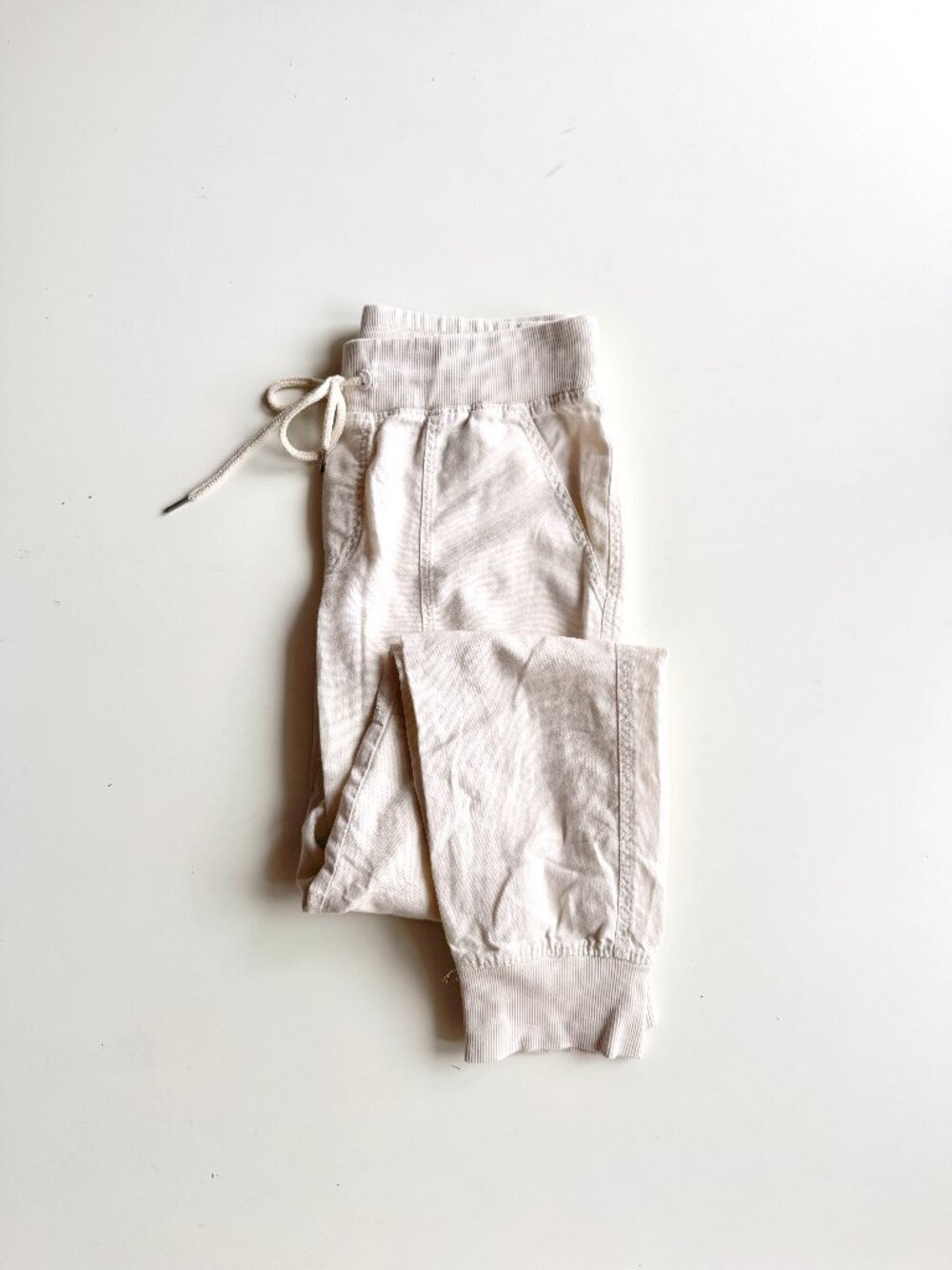 Aritzia COMMUNITY Ion Ivory 100% Cotton Gauze Mid Rise Jogger Pants, Size XXS